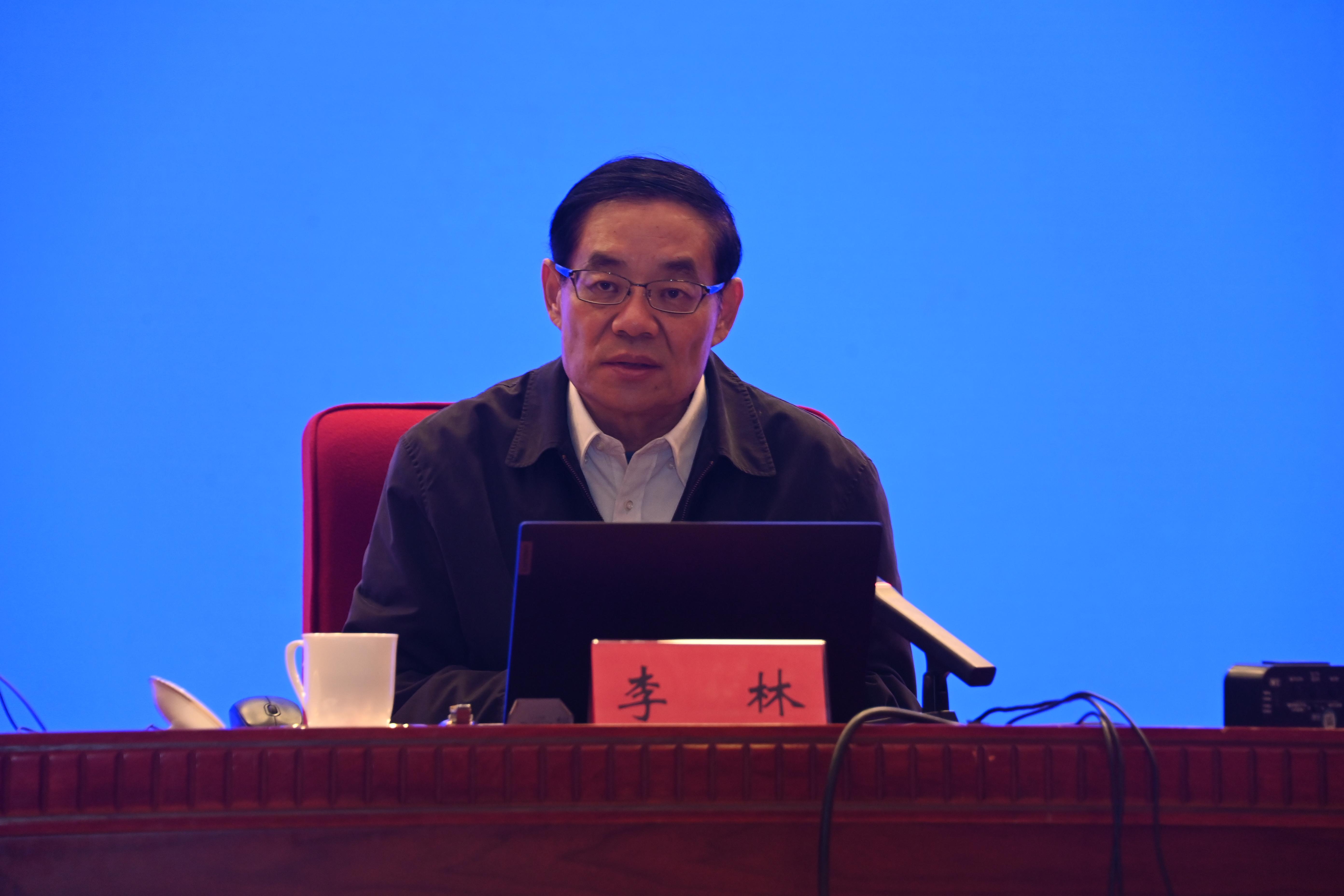 秉鉴持衡大讲堂第一百一十二讲2.jpg
