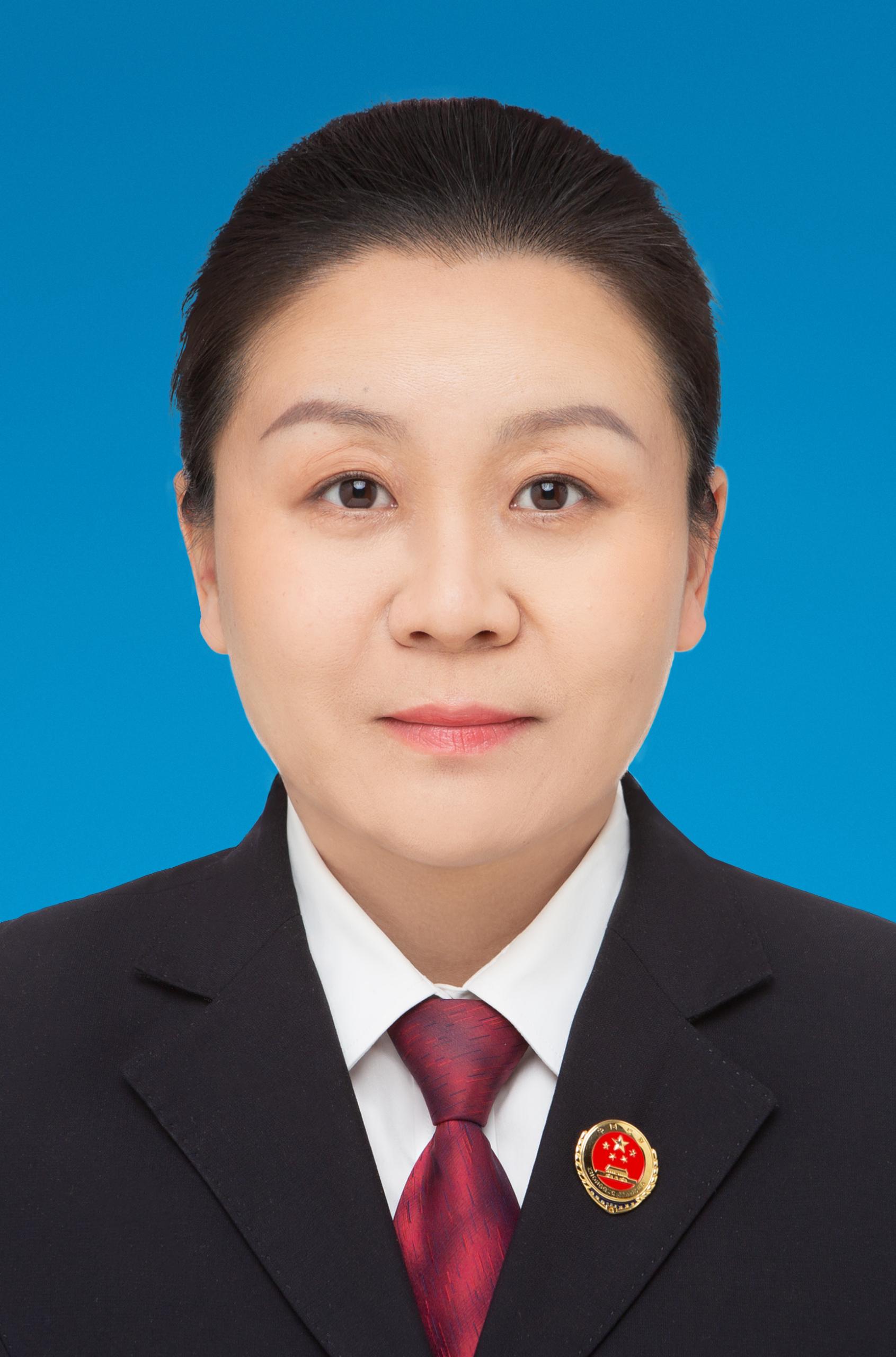 周晓霞.jpg
